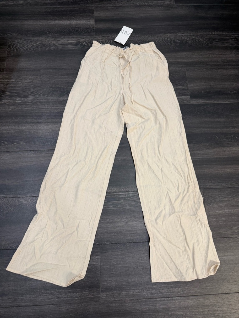 Zara Light Cream Wide-Leg Pull-On Pants